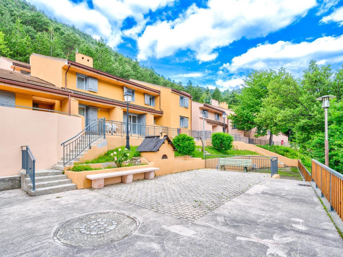 Vacanceole - Residence Les Gorges Rouges Guillaumes Exterior foto