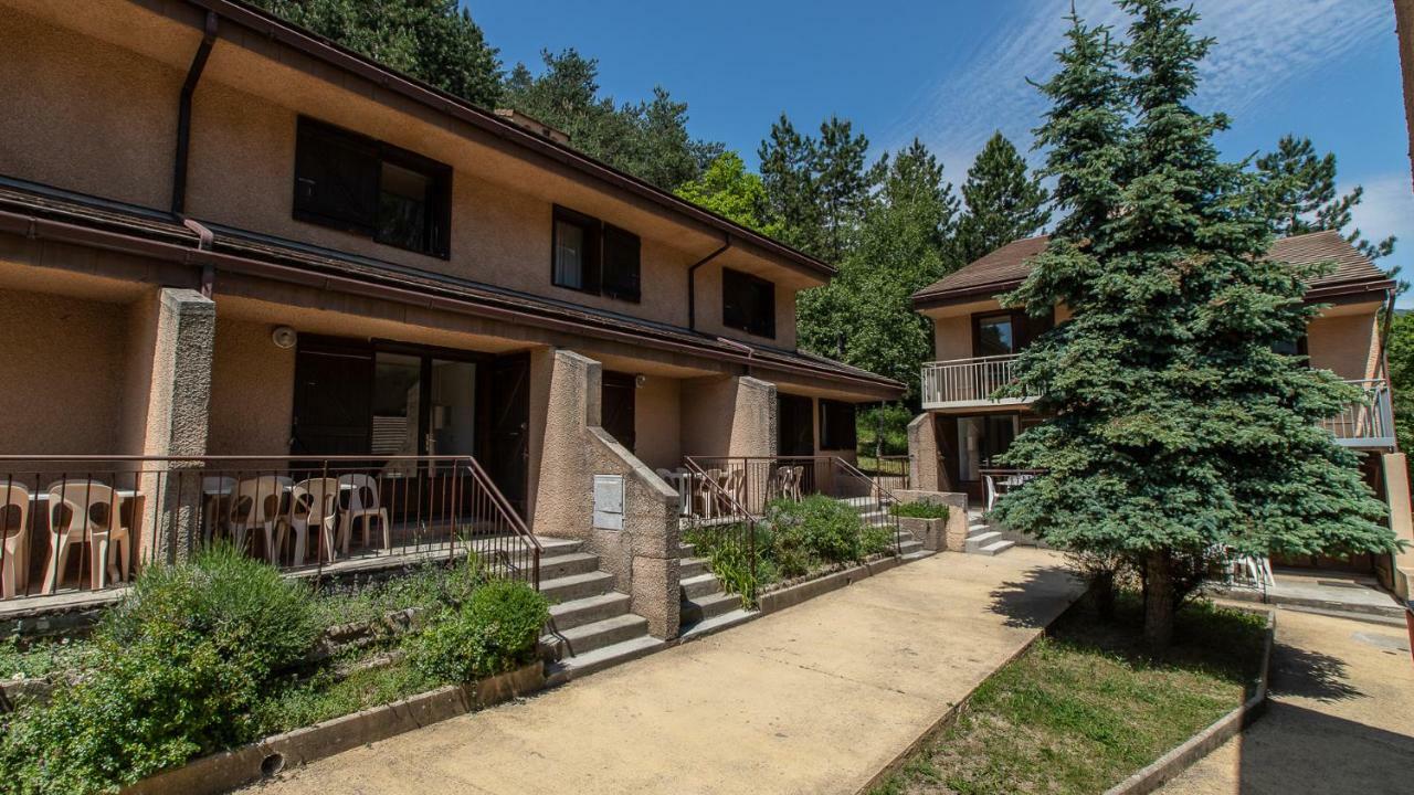 Vacanceole - Residence Les Gorges Rouges Guillaumes Exterior foto
